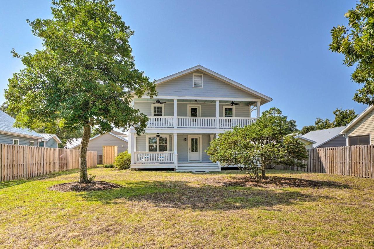 Historic Family Home Less Than 1 Mi To Long Beach! Oak Island Exterior photo