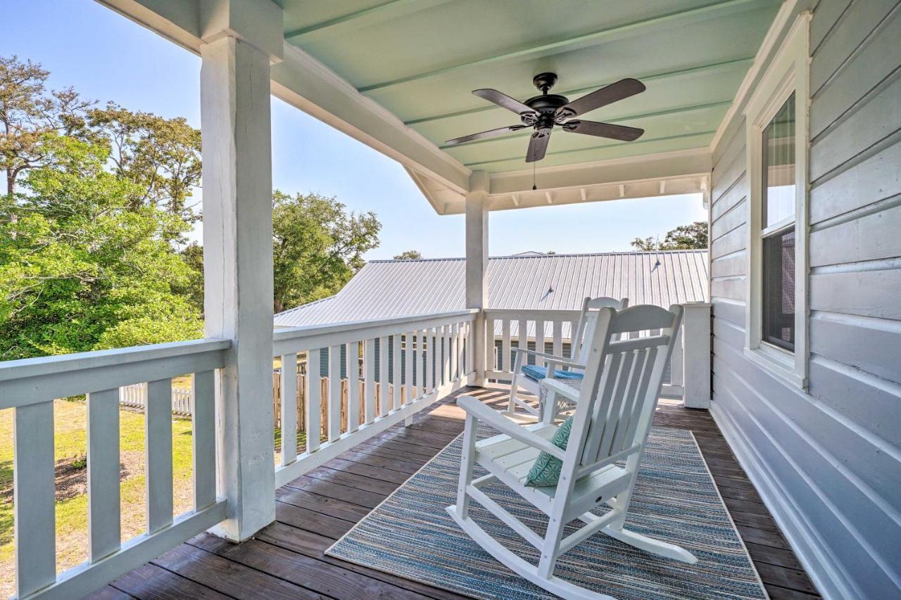 Historic Family Home Less Than 1 Mi To Long Beach! Oak Island Exterior photo