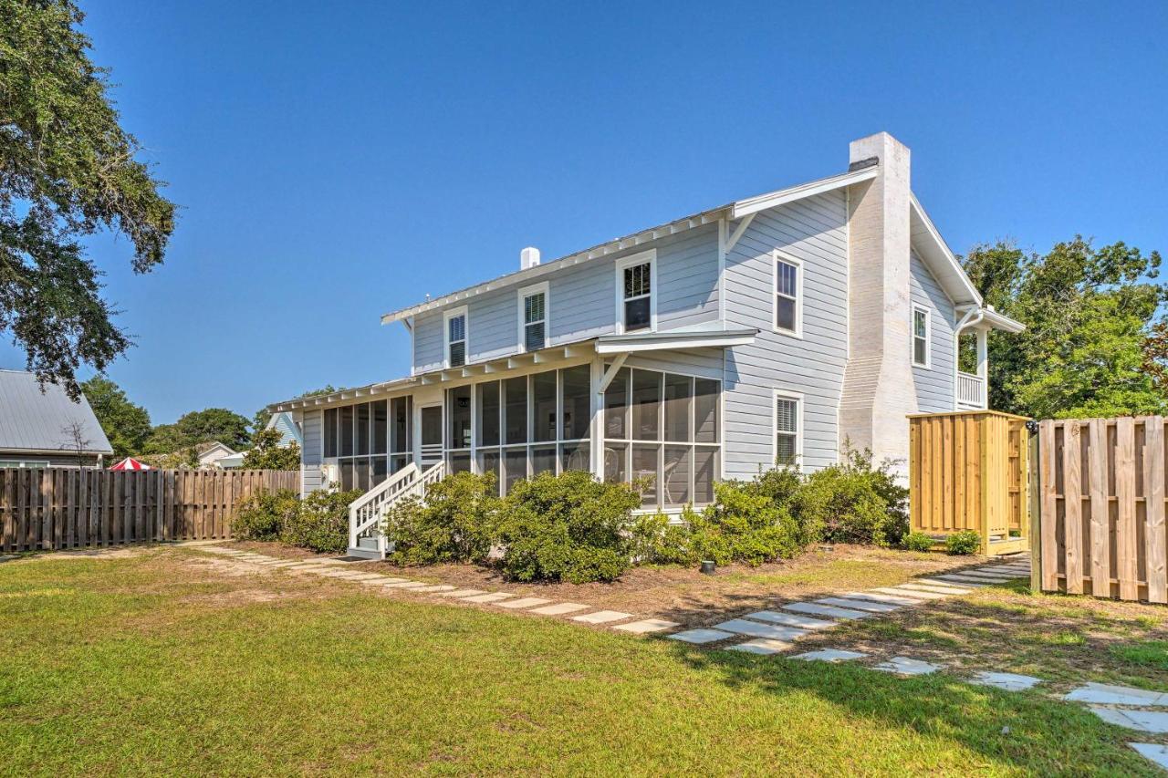 Historic Family Home Less Than 1 Mi To Long Beach! Oak Island Exterior photo